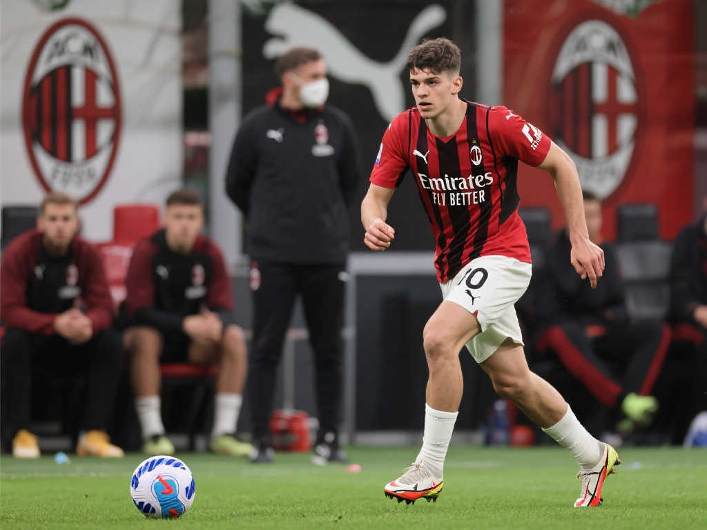 国足生死战对手！泰国队名单：颂克拉辛 当达领衔